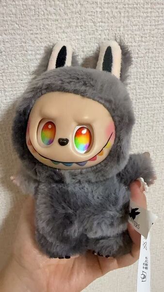 超美品 3代目 LABUBU ラブブ ぬいぐるみ キーホルダー