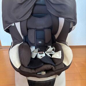 エールべべ ブラウン チャイルドシート