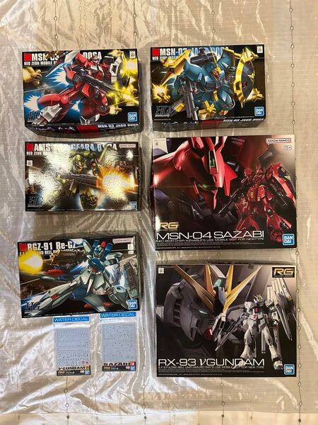 ガンプラ 逆襲のシャア 6体セット RGνガンダム サザビー HGUC リガズィ ヤクトドーガ ギュネイ機 クェス機 ギラドーガ