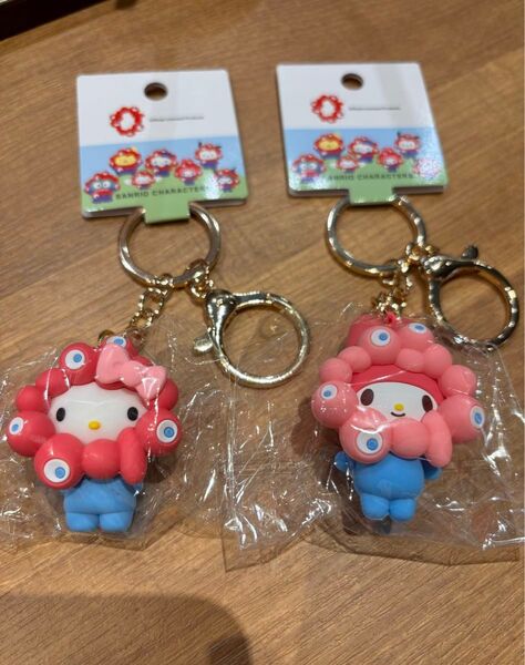 【新品】万博サンリオキャラクターズ ミャクミャク なりきり立体マスコット キーホルダー サンリオ ハローキティ マイメロディ