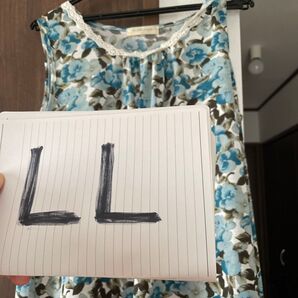 ノースリーブトップス LLサイズ
