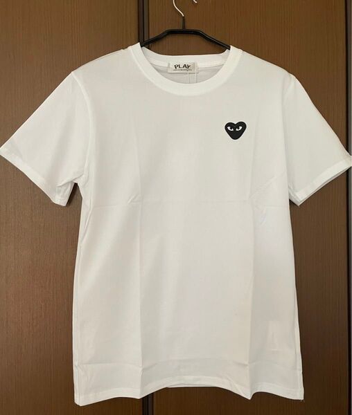 PLAY COMME des GARCONS Tシャツ 黒ハードlogo プレイコムデギャルソン ホワイト