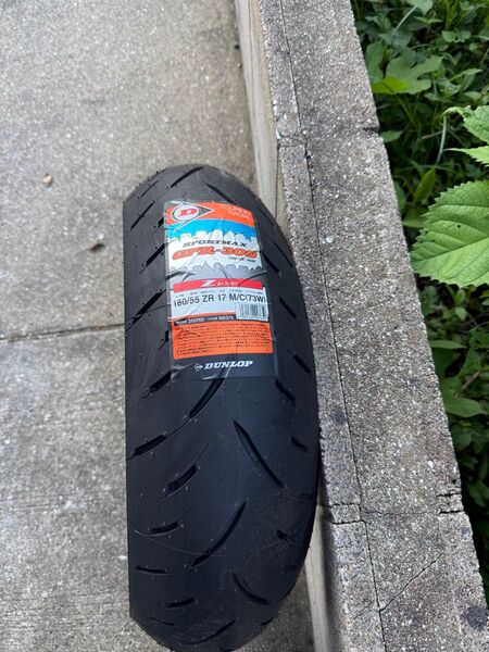 未使用 DUNLOP SPORTMAX GPR-300 180/55ZR17 180/55R17