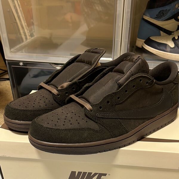 Travis Scott × Nike Air Jordan 1 Low OG SP