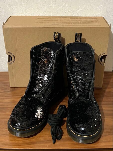 ドクターマーチン Dr Martens スパンコール ブーツ