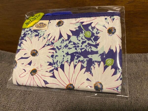 NaRaYaのミニポーチ 花柄 【未使用品】