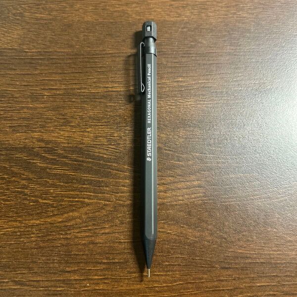 ステッドラーヘキサゴナル 0.5mm