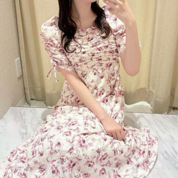 evelyn オリジナル花柄ロングOP ワンピースロングワンピースエブリンピンクです。定価10800円です。