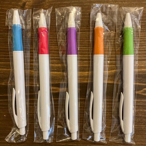黒単色ボールペン5本【新品未使用】