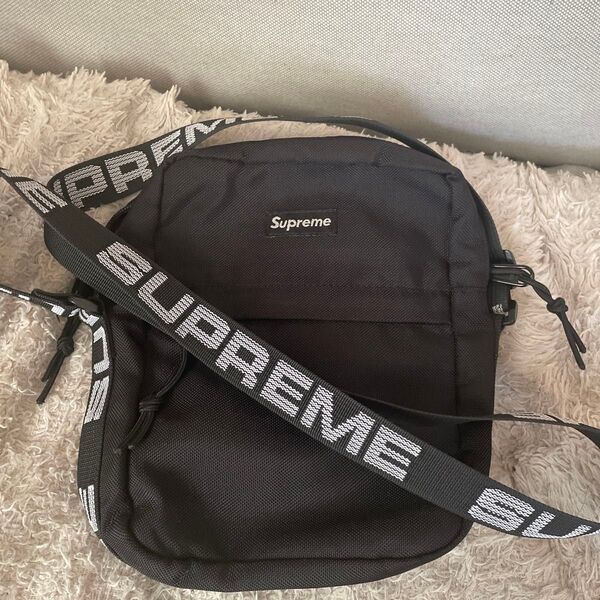 SUPREME ショルダーバッグ