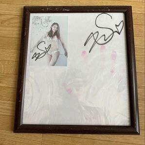 ☆〜8月4日☆ STARDOM スターダム 朱里 直筆サイン・手形・写真入り色紙
