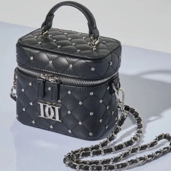 Darich ダーリッチ キルティングビジュースクエアミニバッグ BLK