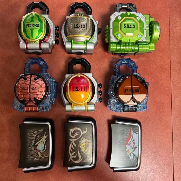 CSM 仮面ライダー鎧武 ロックシード フェイスプレート キウイ シンカチドキ マツボックリエナジー マロンエナジー マンゴー 等