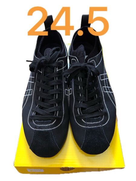ほぼ新品 Onitsuka Tiger オニツカタイガー スクロウ ブラック 24.5 スニーカー