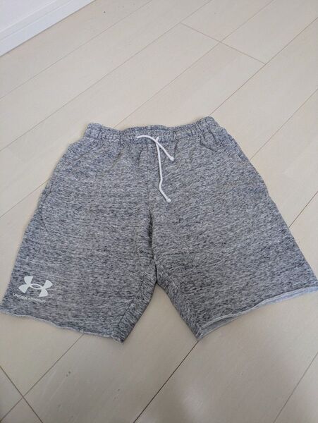 アンダーアーマー ハーフパンツ メンズ グレー
