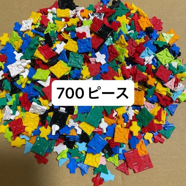 ラキュー LAQ 700ピース