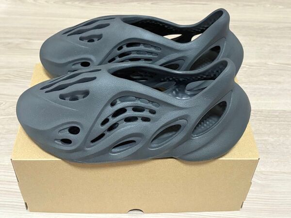 【新品未使用】 YEEZY form runner yzy イージーフォームランナー 27.5cm adidas