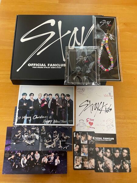StrayKids ファンクラブ特典 ポストカード 鏡など