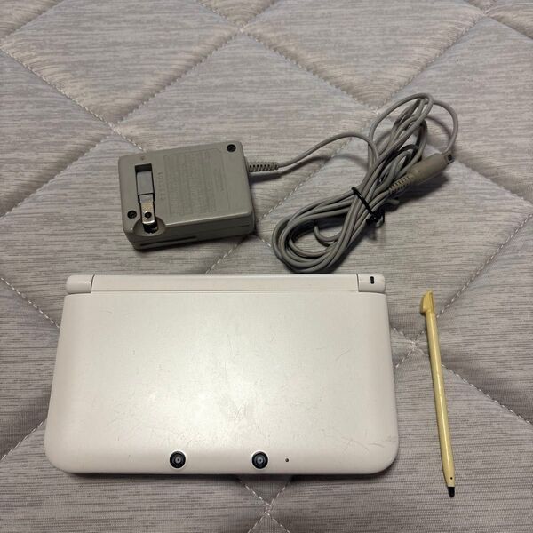 ニンテンドー3DSLL ホワイト