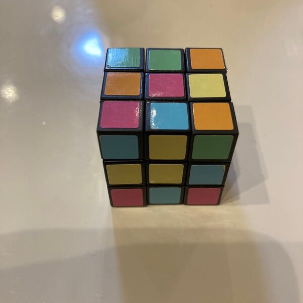 ルービックキューブ パズル 知育玩具 おもちゃ カラフル