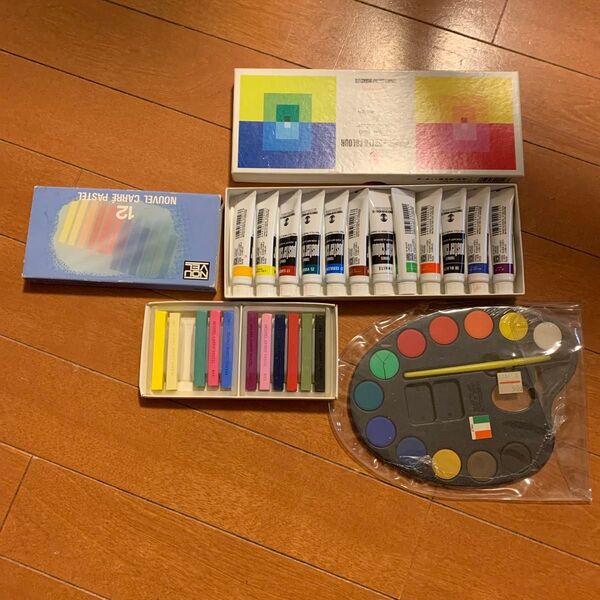 【新品】ノーベル ターナー 画材 絵の具 パステル ぺんてる ホルベイン クレパス クレヨン サクラ 岩絵具 CARRE