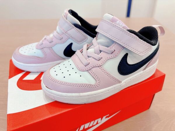NIKE ナイキ コートバーロウ スニーカー 15cm ピンク