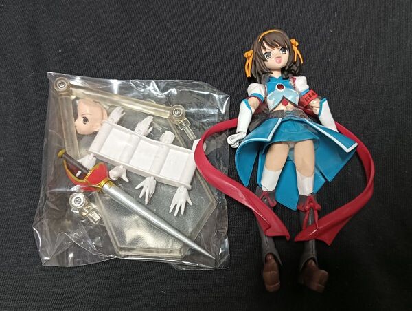 涼宮ハルヒの憂鬱限定フィギュア 超勇者ハルヒ
