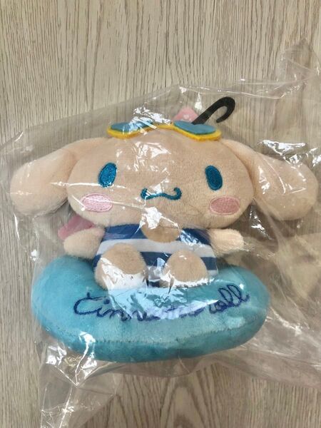 シナモロール シナモン ぬいぐるみ 日焼け アベイル サンリオ 日焼けシナモン 浮き輪 夏 海 うきわ マスコット 浮輪 ウキワ