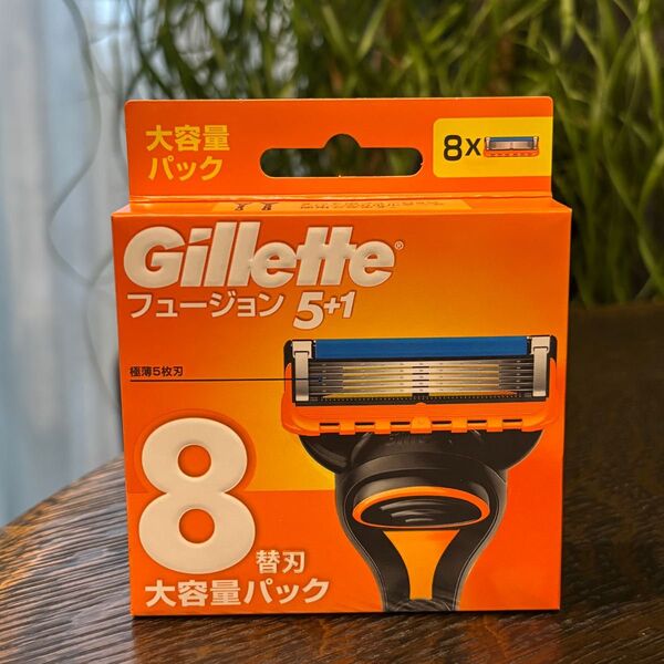 Gillette ジレット フュージョン 5+1 極薄5枚刃 大容量パック 8替刃【新品 未開封 1箱】