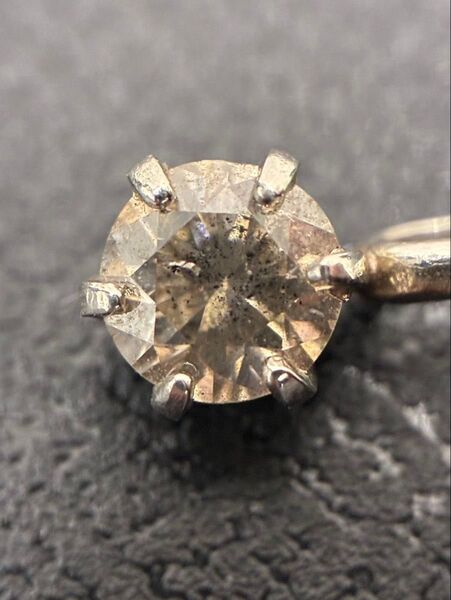 Pt900 ダイヤモンド トップ 0.3Carat 約0.3g
