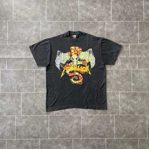 Metallica メタリカ S./S 蛇 骸骨 band Tee fade black パスヘッド XL