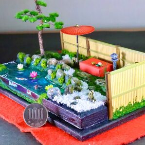 ミニチュア日本庭園 鯉が泳ぐ池のほとりで一休み ハンドメイド ジオラマ