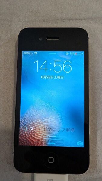 iPhone4s 32GB 初代iPodtouch16GBジャンク 充電ケーブル付