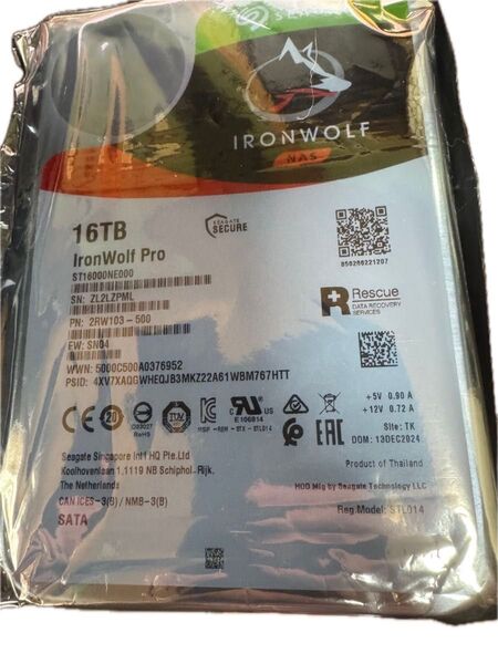 新品 16TB HDD Seagate IronWolf Pro 3.5" PC NAS 用 ST16000NE000 1個B14