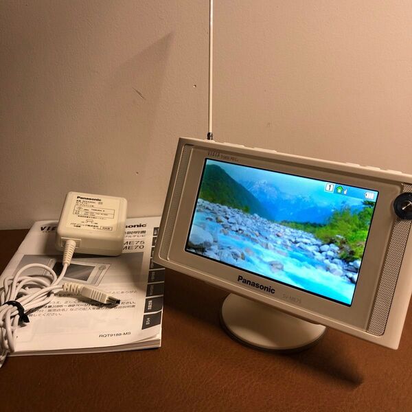 Panasonic パナソニック ワンセグ ポータブルテレビ SV-ME75 VIERAワンセグ SV-ME75-W