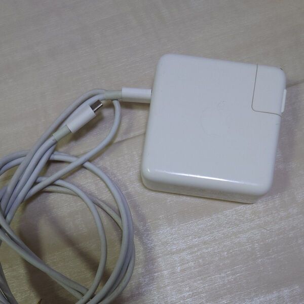 Apple アップル 61W USB-C 電源アダプタ(A1718) と USB-C充電ケーブル(2m)