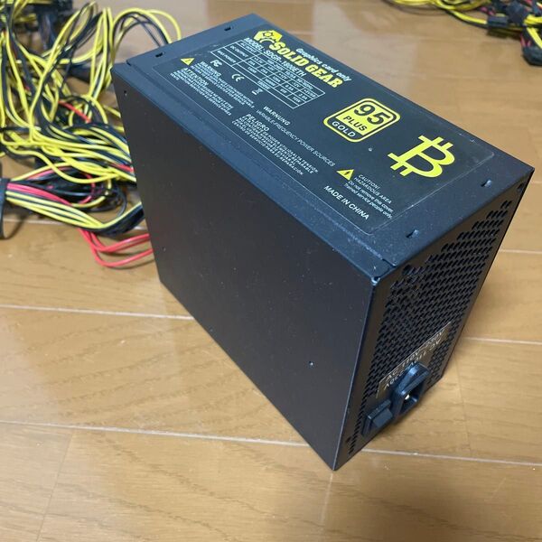 ジャンク品 SOLID GEAR SDGR-1800ETH 1800W 電源ユニット