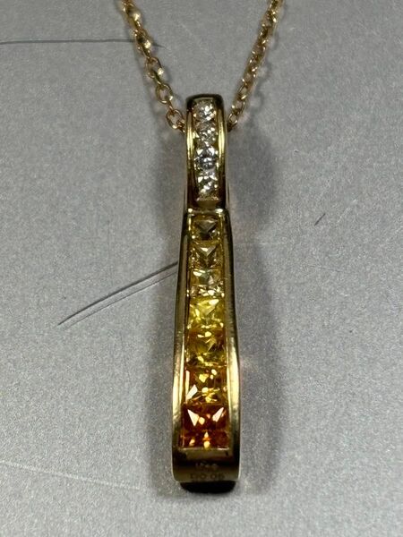 (767)【天然メレメレダイヤ0.05ct】K18石付ネックレス