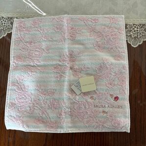 LAURA ASHLEY タオルハンカチ
