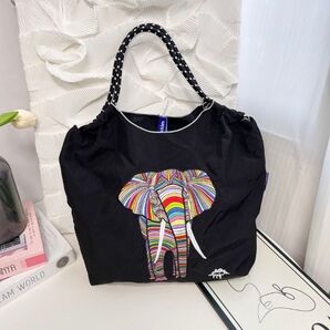 新品 未使用 エコバッグ ゾウ ブラック Mサイズ 刺繍 人気 エレファント トートバッグ