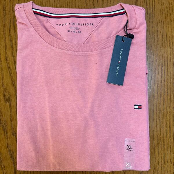 【新品】TOMMY HILFIGER Tシャツ ピンク XL