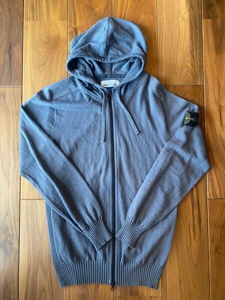 STONE ISLAND ロゴパッチ コットンジップアップフーディ