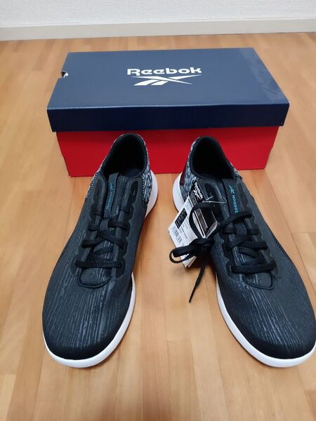Reebok プリントメンズスニーカー 25.5cm 黒 タグ付き 未使用