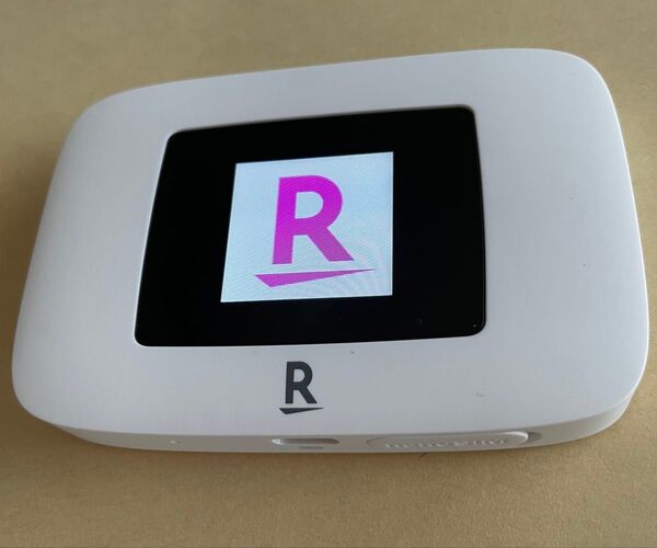 Rakuten WiFi Pocket Platinum モバイルルーター ポケットWi-Fi