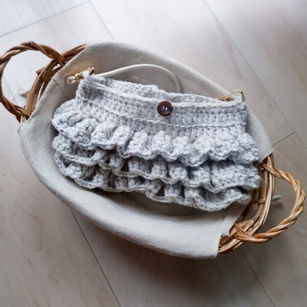 【フリルポシェット】ハンドメイド かぎ針編み ポシェット カバン 小物入れ ポーチ コットン