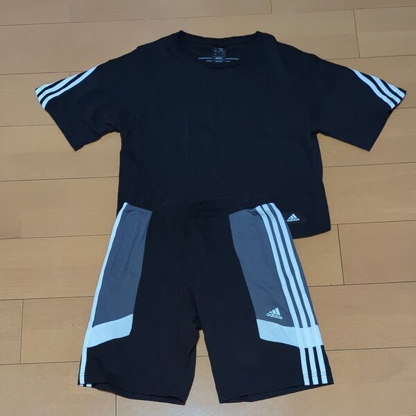 adidas Tシャツ&ハーフパンツセット