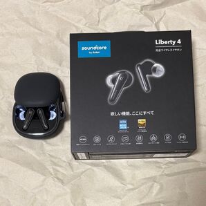Anker Soundcore Liberty 4 完全ワイヤレスイヤホン ブラック アンカー ケース付き