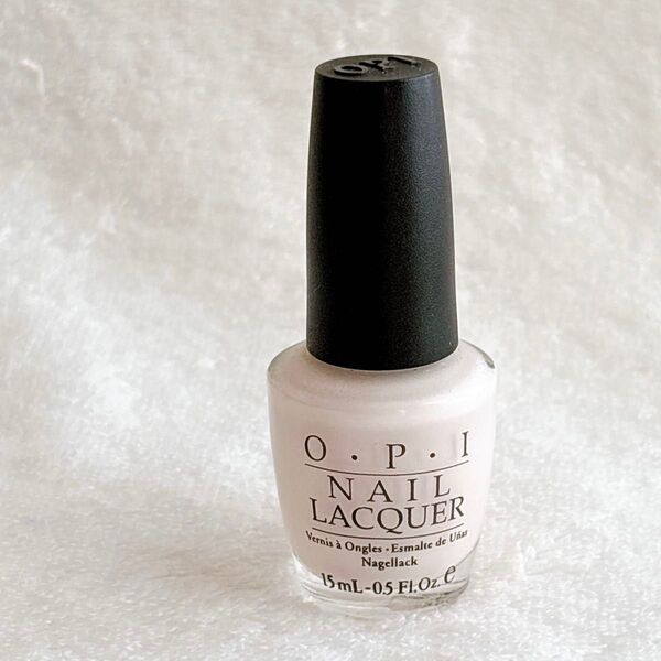 【OPI】オーピーアイ 淡色ピンクホワイトベージュ系ネイルカラー マニキュア コスメ 残半量以上 マニキュア ネイルラッカー