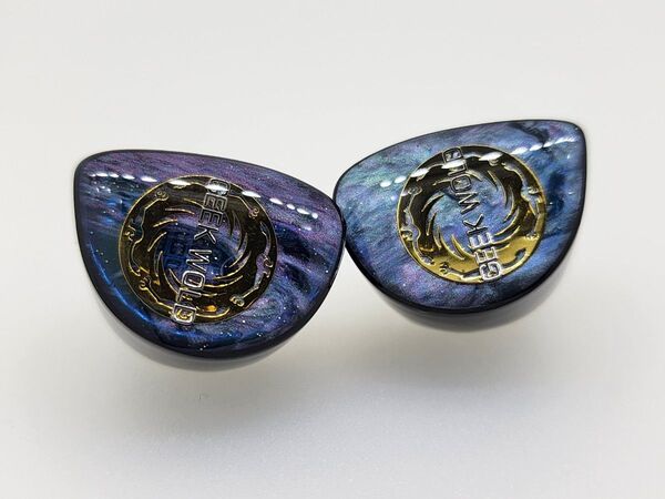 GEEK WOLD GK300