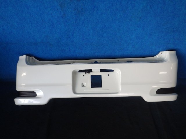 エブリイ クリッパーバン サンバー　リアバンパー　パールホワイト　Z7T エブリイ クリッパーバン サンバー リアバンパー パールホワイト Z7T